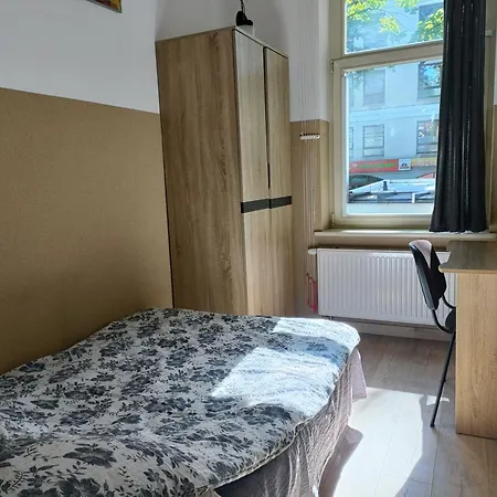 Na Wynajem Homestay *
